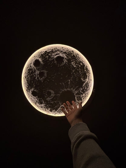 Lámpara decorativa en forma de luna