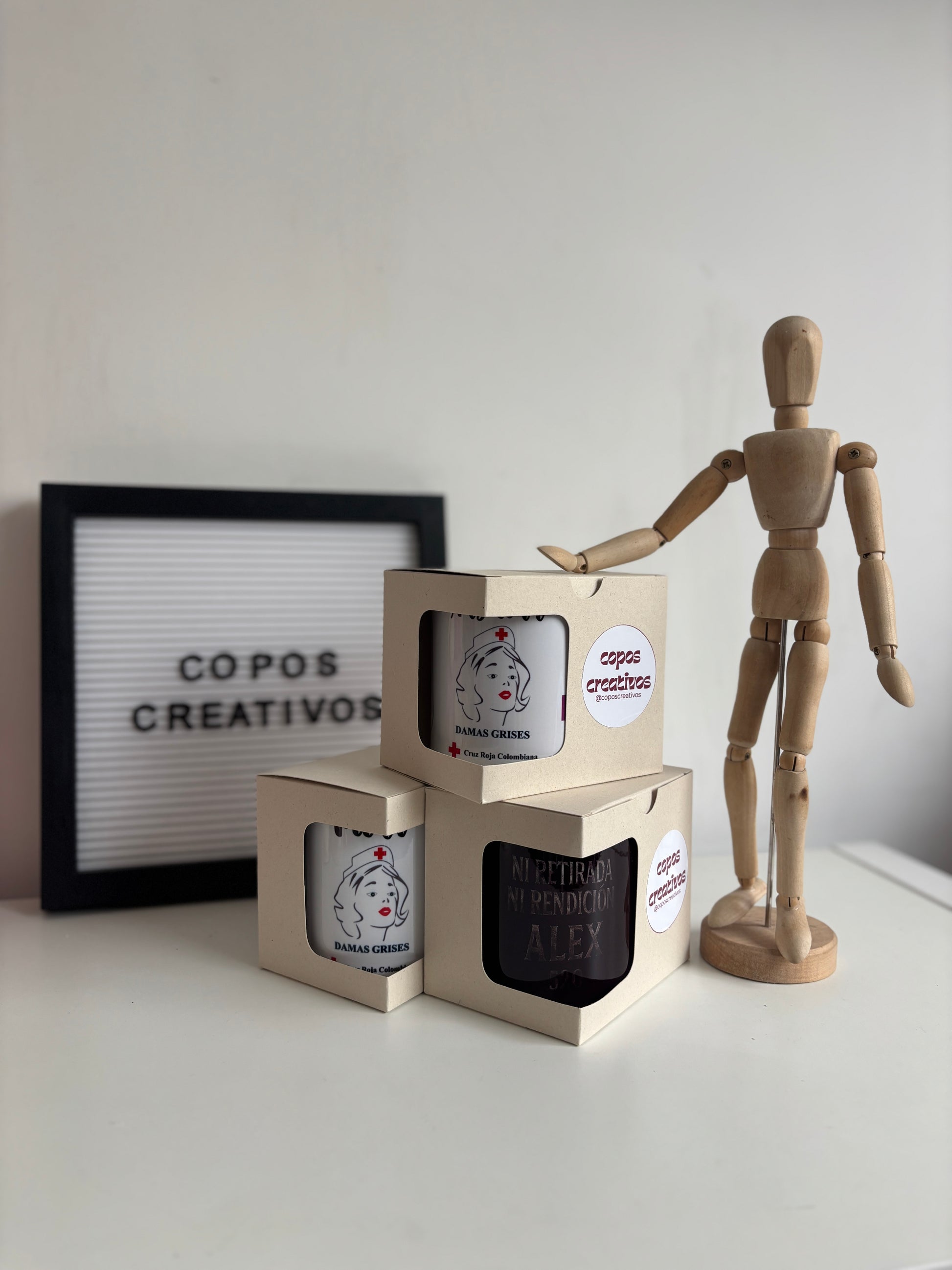 Mugs corporativos personalizados, Varia según el color o diseño específico